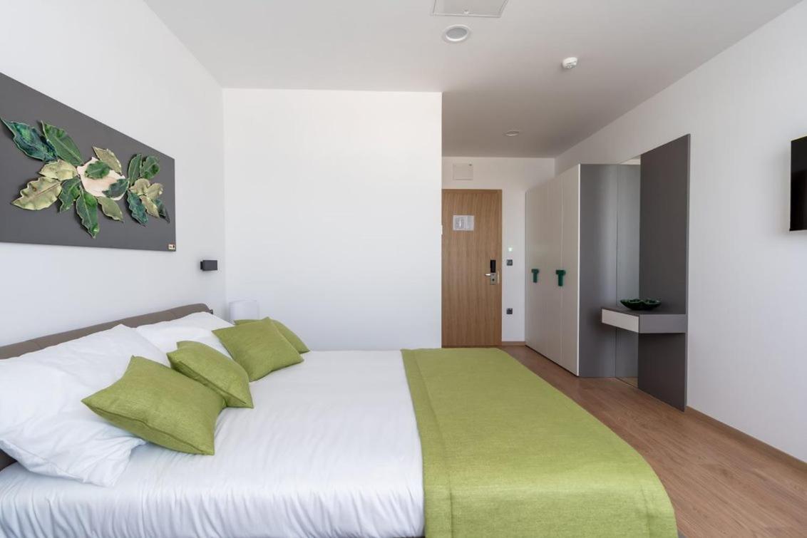 Donji Kraljevoc Hostel Green מראה חיצוני תמונה