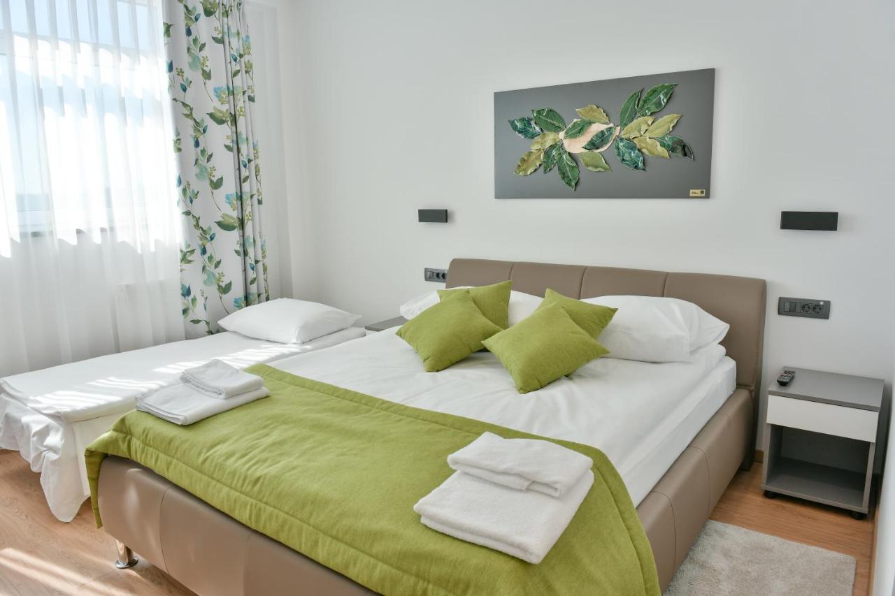 Donji Kraljevoc Hostel Green מראה חיצוני תמונה